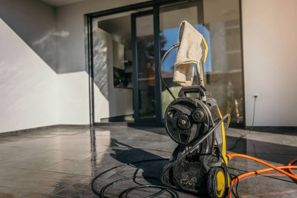 Best Sign and Awning Cleaning  in Carrollton, IL